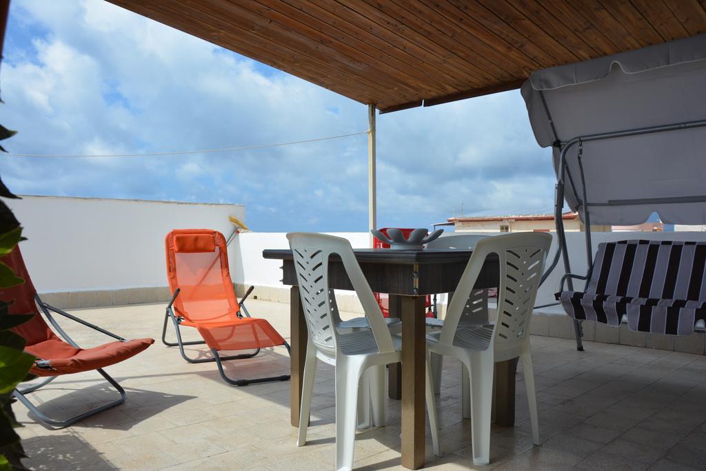 Case Vacanza Trappetodavivere Trappeto  Rum bild