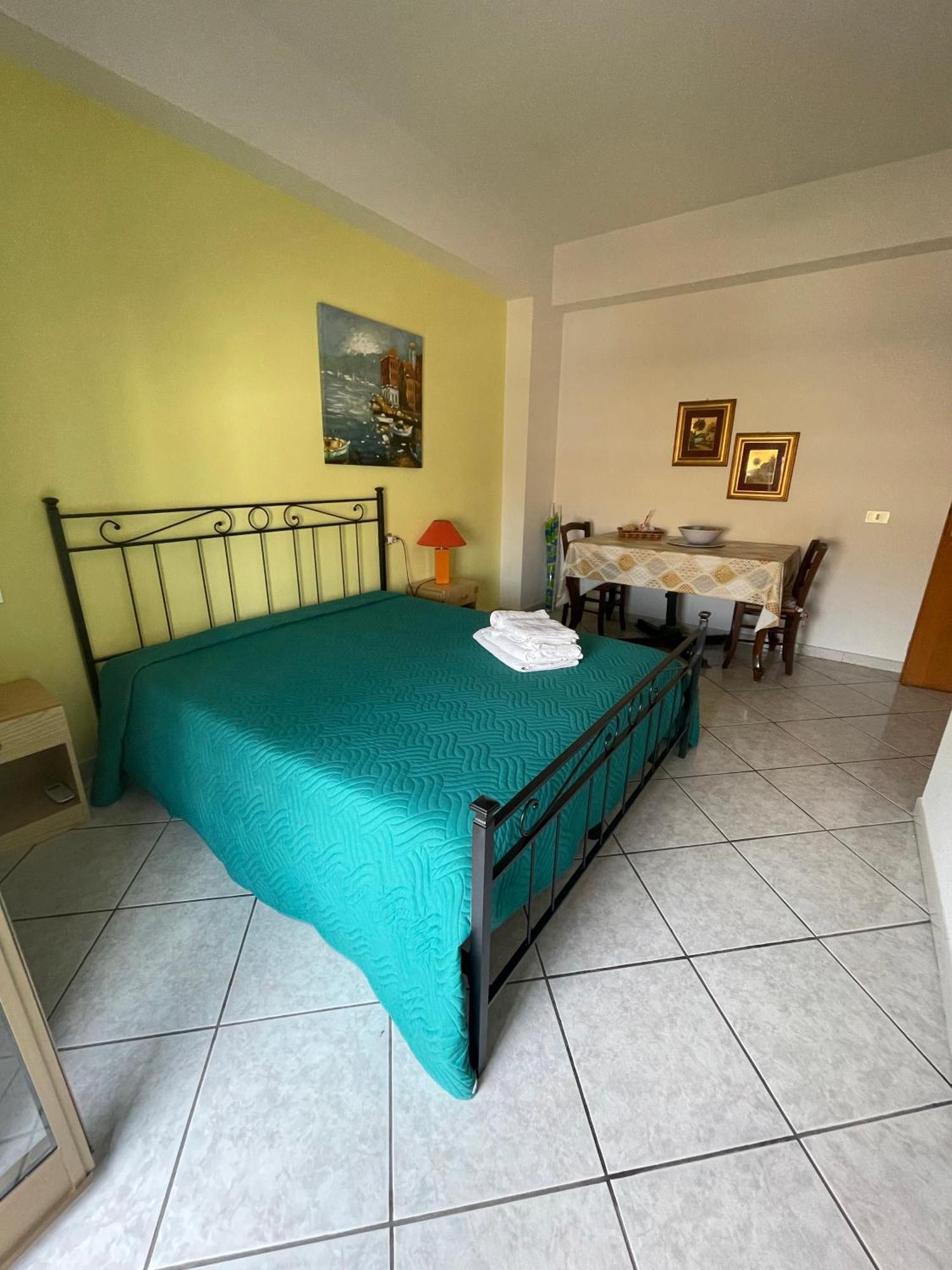 Case Vacanza Trappetodavivere Trappeto  Exteriör bild